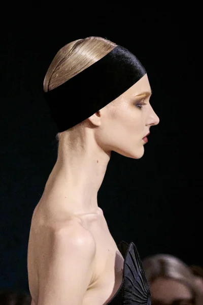 Look 44